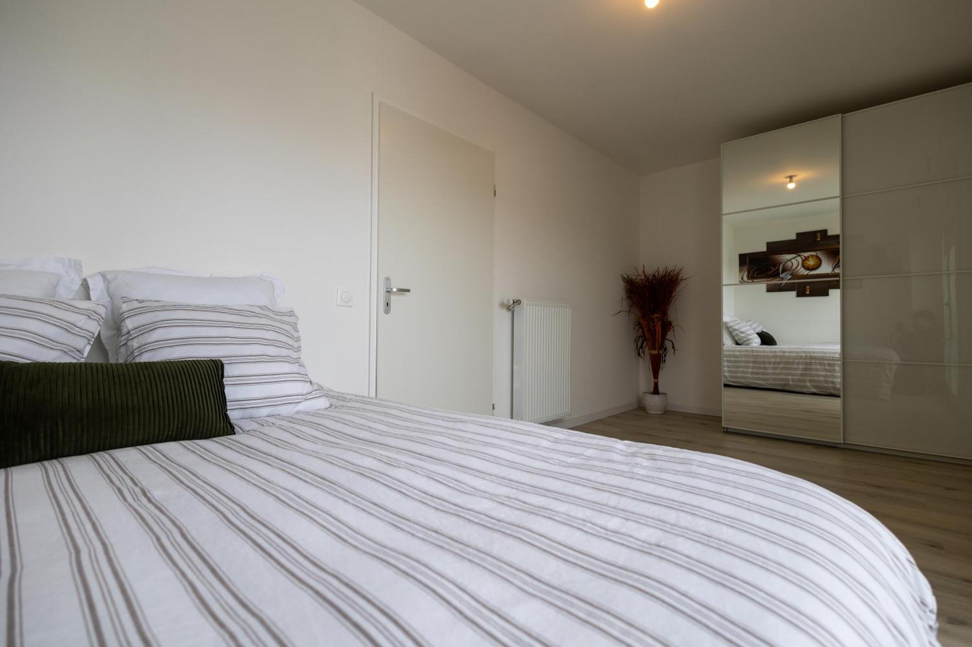 Duplex Complet - Proche Dysney Land Paris Apartman Bussy-Saint-Georges Kültér fotó
